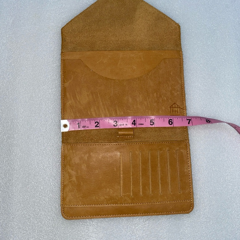 Hearth And Hand Brown Leather Travel Wallet Organizer Envelope 4.5” X 7” EUC - Picture 7 of 8